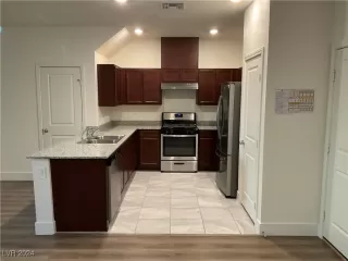 Photo #4: 2642310 Listing 