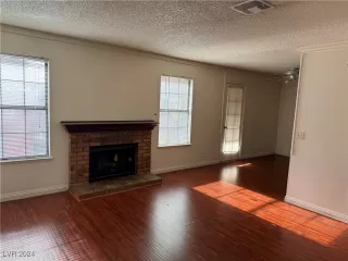 Photo #3: 2642324 Listing 