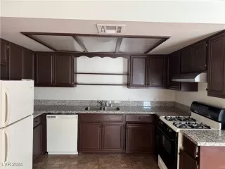 Photo #4: 2642324 Listing 