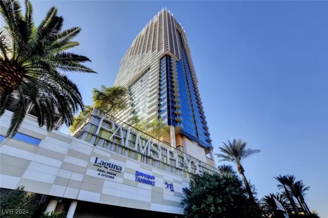 MLS: 2642358 Condo For Sale