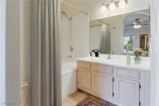 Photo #3: 2642418 Listing