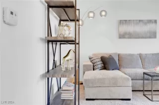 Photo #2: 2642441 Listing