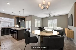 Photo #2: 2642449 Listing