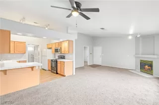 Photo #4: 2642508 Listing