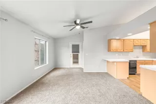 Photo #6: 2642508 Listing