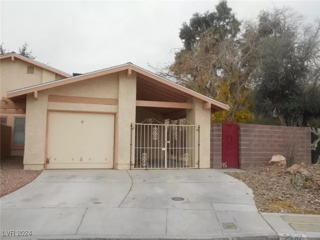 MLS: 2642516 Condo For Sale