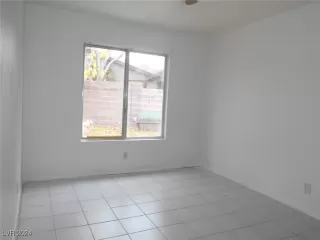 Photo #5: 2642516 Listing 