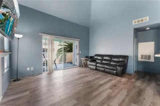 Photo #6: 2642527 Listing 