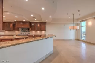 Photo #6: 2642541 Listing 