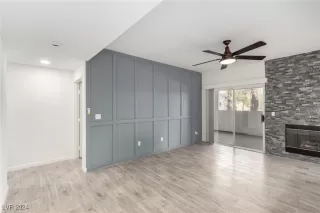 Photo #2: 2642581 Listing