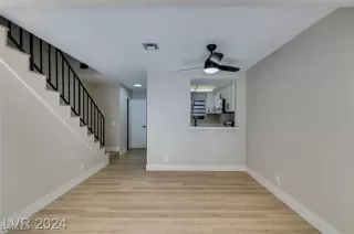 Photo #5: 2642597 Listing 