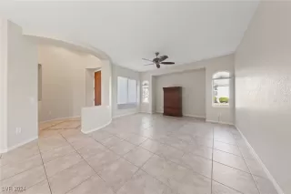 Photo #1: 2642600 Listing 