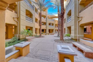 Photo #3: 2642601 Listing 