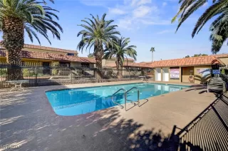 Photo #2: 2642611 Listing 