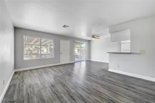 Photo #6: 2642611 Listing 