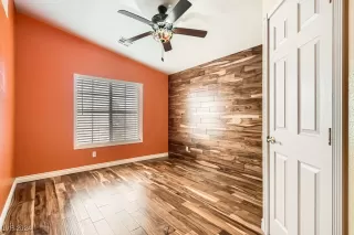 Photo #4: 2642614 Listing