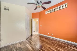 Photo #6: 2642614 Listing