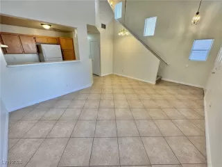 Photo #3: 2642646 Listing 