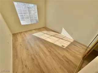 Photo #5: 2642646 Listing 