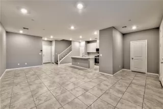 Photo #2: 2642659 Listing 