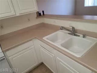 Photo #5: 2642681 Listing 