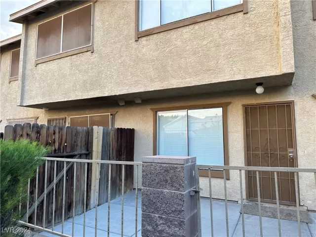 MLS: 2642708 Condo For Sale