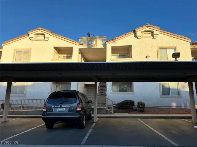 MLS: 2642727 Condo For Sale