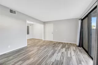 Photo #4: 2642742 Listing 