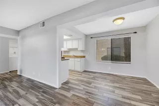 Photo #5: 2642742 Listing 