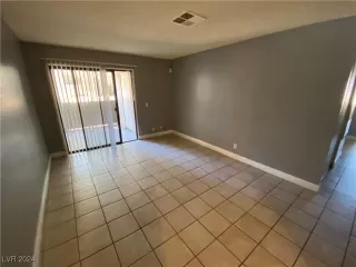 Photo #2: 2642756 Listing 