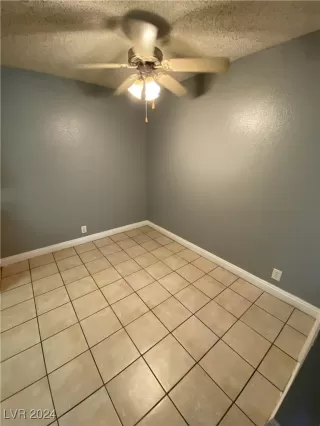 Photo #3: 2642756 Listing 