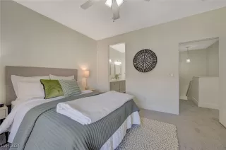 Photo #4: 2642767 Listing