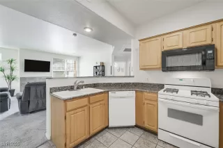 Photo #3: 2642771 Listing 