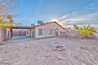 Photo #2: 2642793 Listing 