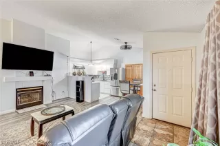 Photo #3: 2642803 Listing 