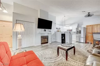 Photo #5: 2642803 Listing 