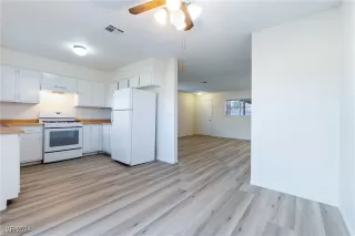 Photo #6: 2642805 Listing 