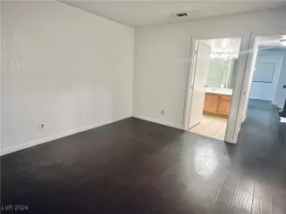 Photo #5: 2642807 Listing 