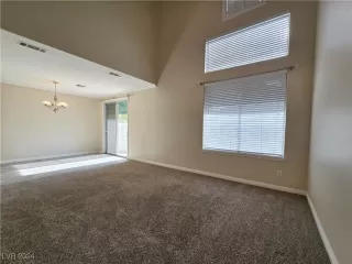 Photo #1: 2642813 Listing 