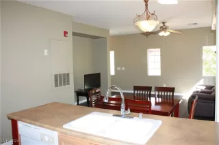 Photo #6: 2642858 Listing 
