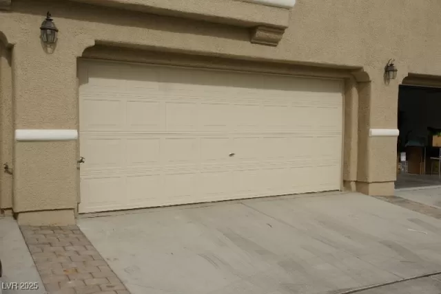 MLS: 2642878 Condo For Sale