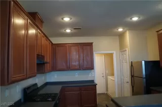 Photo #3: 2642878 Listing 