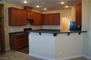 Photo #4: 2642878 Listing 