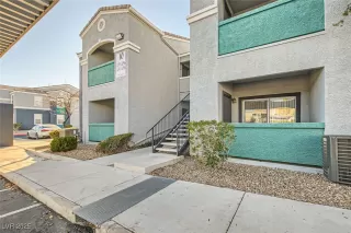 Photo #2: 2642939 Listing