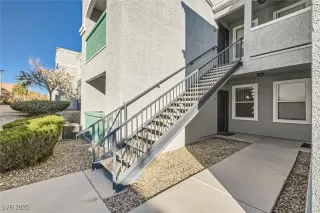 Photo #4: 2642939 Listing