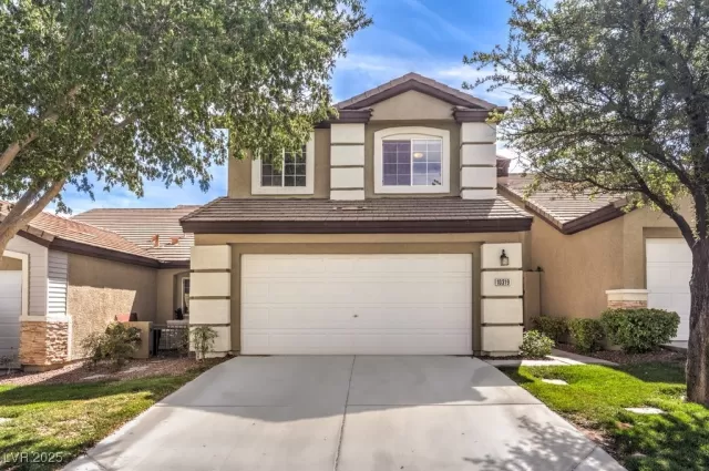 MLS: 2642944 Condo For Sale