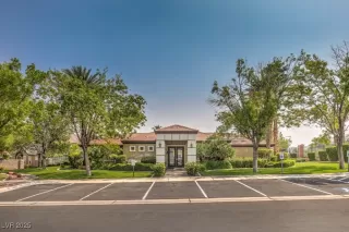 Photo #6: 2642944 Listing 