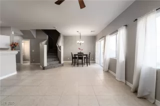 Photo #6: 2642945 Listing 