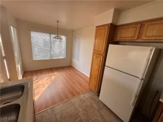 Photo #3: 2642955 Listing 