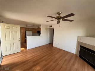 Photo #6: 2642955 Listing 